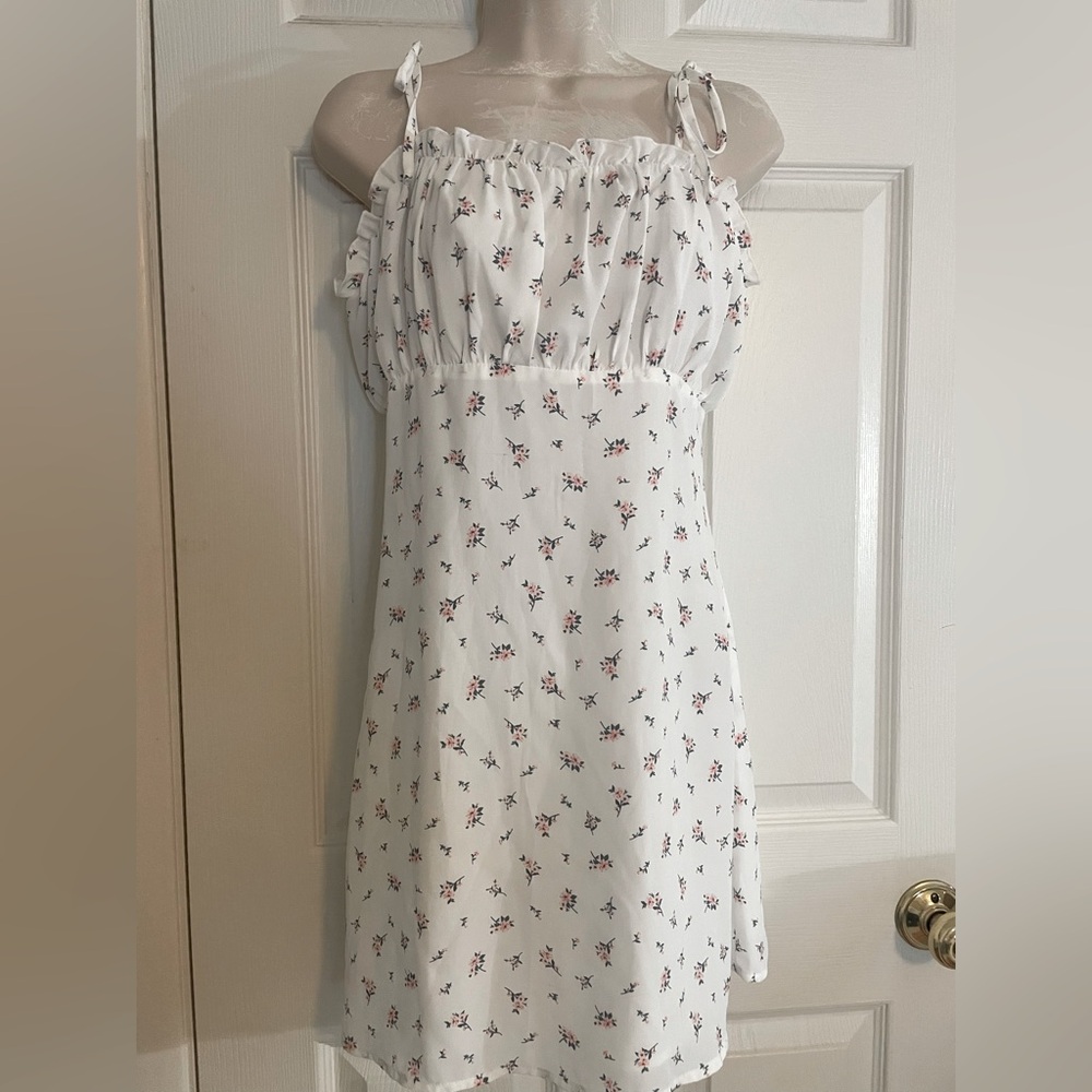 NWT Lulus Summer‎ Dress Size Medium